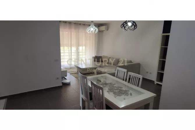 Shtepi me qera 2+1 ne Tirane - 650 Euro