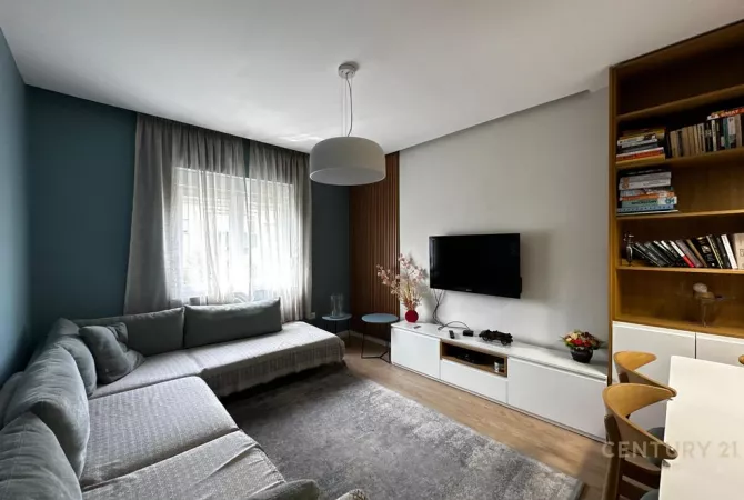 Shtepi me qera 2+1 ne Tirane - 700 Euro