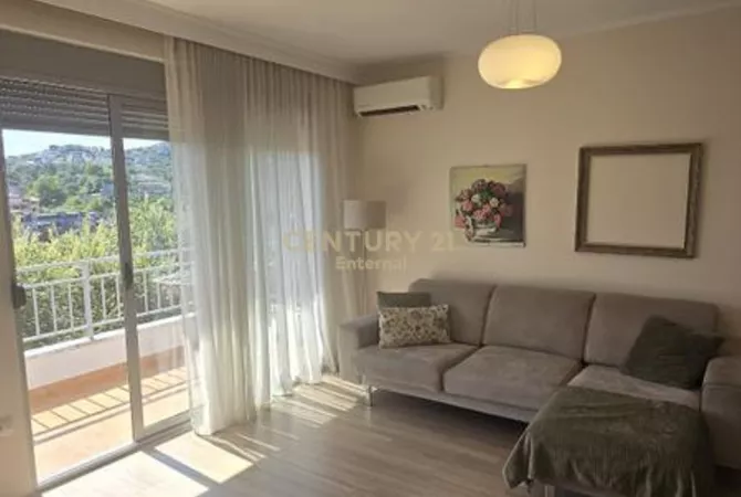 Shtepi me qera 1+1 ne Tirane - 550 Euro