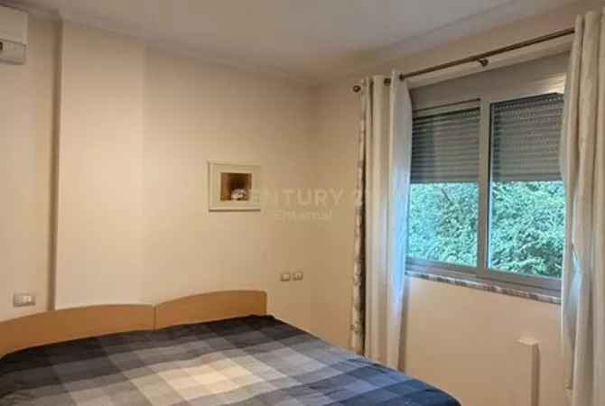 Shtepi me qera Apartament ne Tirane, 1+1, Mobilimi E mobiluar, Pagesa 550  Euro.