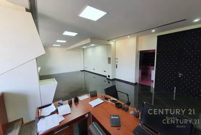 Ambient biznesi me qera 1+1 ne Tirane - 1,000 Euro