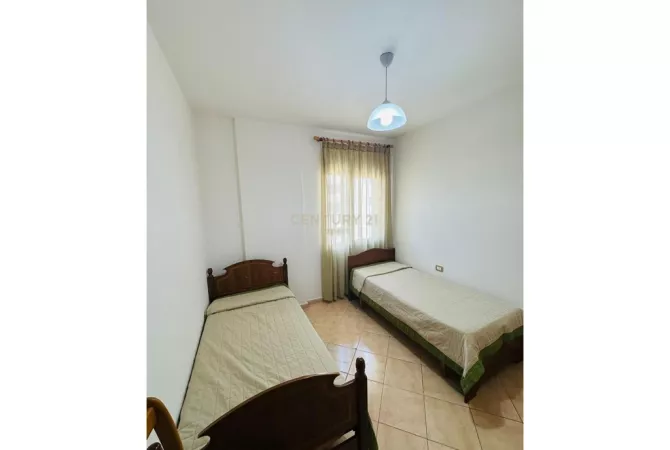 Shtepi me qera Apartament ne Tirane, 2+1, Mobilimi E mobiluar, Pagesa 600  Euro.