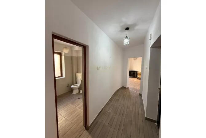 Casa in vendita 1+1 a Tirana - 109,000 Euro