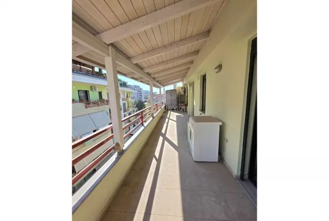 Shtepi ne shitje Apartament ne Tirane, 2+1, Mobilimi E mobiluar, Pagesa 149,000  Euro.