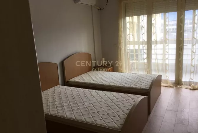 Shtepi ne shitje Apartament ne Tirane, 1+1, Mobilimi E mobiluar, Pagesa 170,000  Euro.