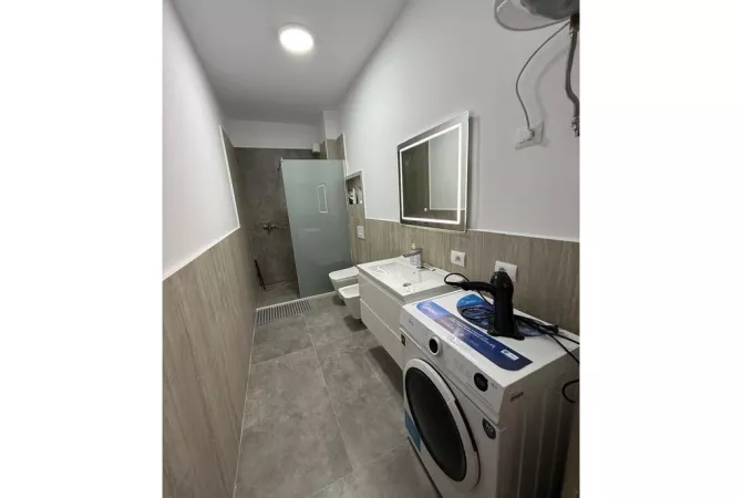 Shtepi me qera Apartament ne Tirane, 1+1, Mobilimi E mobiluar, Pagesa 650  Euro.