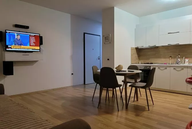Shtepi me qera 1+1 ne Tirane - 499 Euro