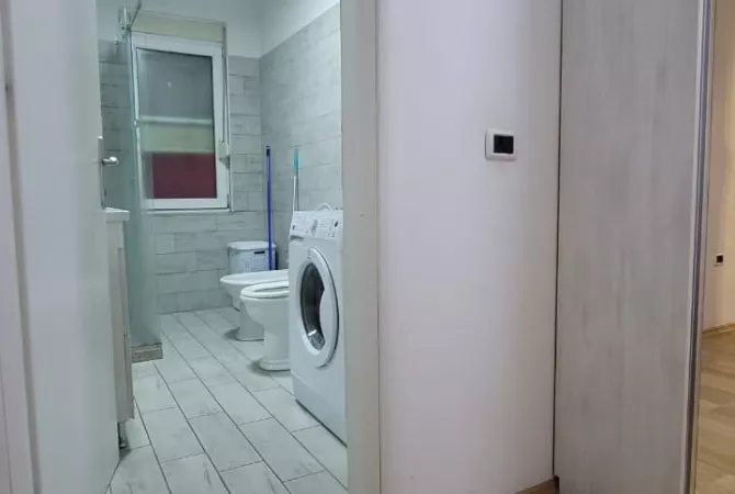 Shtepi me qera Apartament ne Tirane, 1+1, Mobilimi E mobiluar, Pagesa 499  Euro.