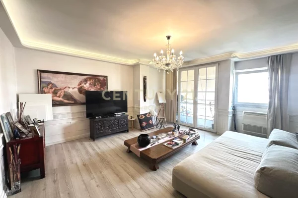 Shtepi ne shitje 2+1 ne Tirane - 220,000 Euro