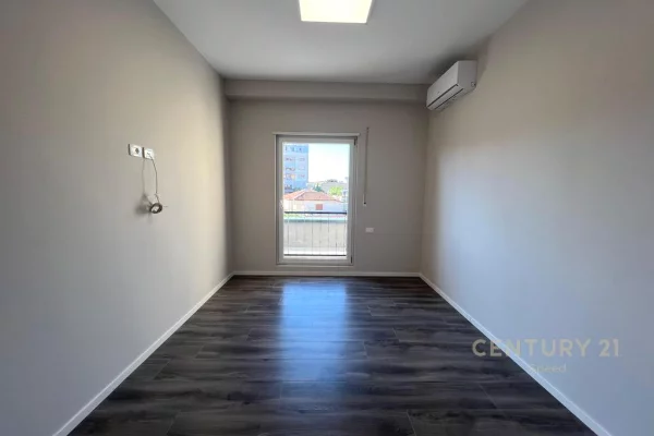 Shtepi ne shitje 2+1 ne Tirane - 210,000 Euro