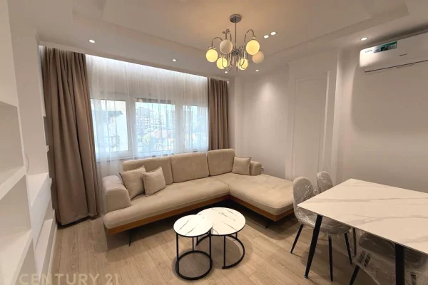 Shtepi me qera 2+1 ne Tirane - 1,000 Euro