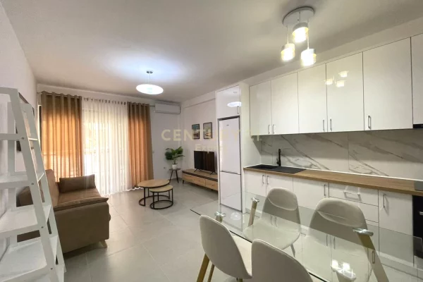Shtepi me qera Apartament ne Tirane, 1+1, Mobilimi E mobiluar, Pagesa 800  Euro.