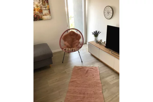 Shtepi me qera 2+1 ne Tirane - 600 Euro