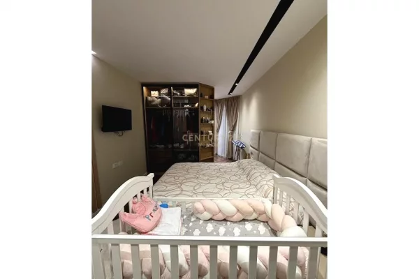 Shtepi ne shitje Apartament ne Tirane, 1+1, Mobilimi E mobiluar, Pagesa 177,000  Euro.