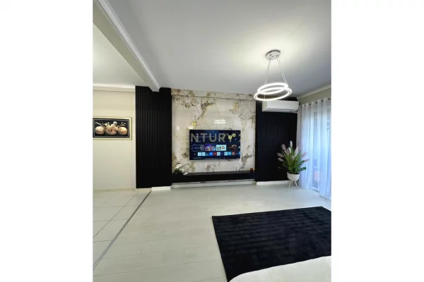 Shtepi ne shitje 2+1 ne Tirane - 155,000 Euro