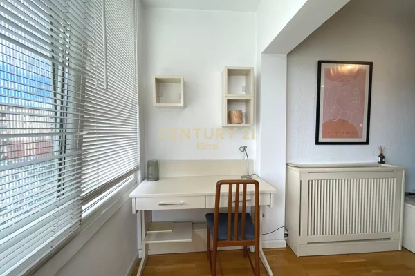 Shtepi me qera Apartament ne Tirane, 2+1, Mobilimi E mobiluar, Pagesa 750  Euro.