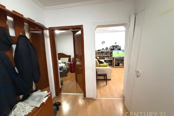 Shtepi ne shitje Apartament ne Tirane, 1+1, Mobilimi E mobiluar, Pagesa 115,000  Euro.