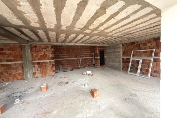 House for Sale 2+1 in Tirana - 149,000 Euro