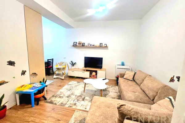 House for Sale 1+1 in Tirana - 106,000 Euro