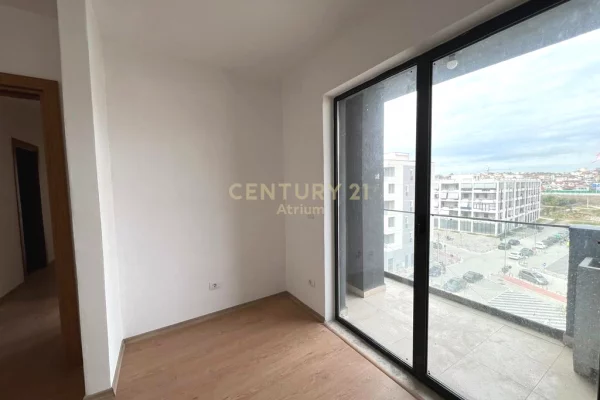 Shtepi ne shitje Apartament ne Tirane, 2+1, Mobilimi E mobiluar, Pagesa 135,000  Euro.