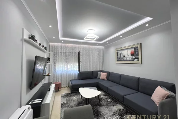 Shtepi ne shitje 2+1 ne Tirane - 220,000 Euro