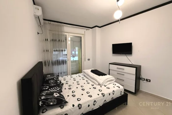 Shtepi me qera Apartament ne Tirane, 2+1, Mobilimi E mobiluar, Pagesa 800  Euro.