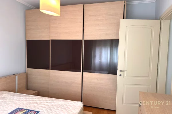 Shtepi me qera Apartament ne Tirane, 2+1, Mobilimi E mobiluar, Pagesa 620  Euro.