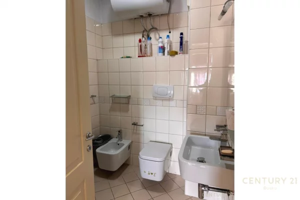 Shtepi me qera Apartament ne Tirane, 2+1, Mobilimi E mobiluar, Pagesa 620  Euro.