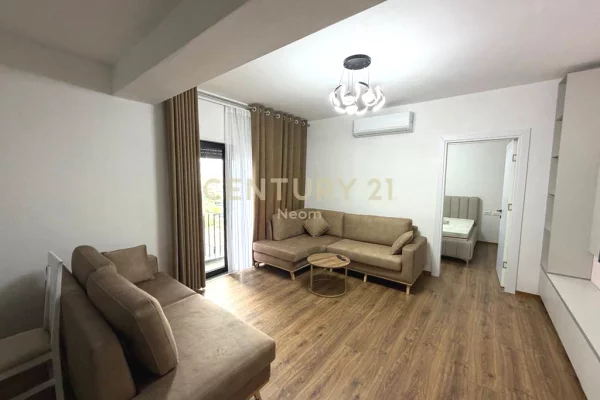Casa in affitto 2+1 a Tirana - 800 Euro