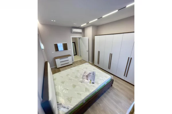 Shtepi me qera Apartament ne Tirane, 2+1, Mobilimi E mobiluar, Pagesa 750  Euro.