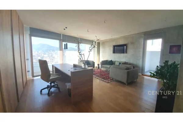 Business Property for Rent 3+1 in Tirana - 3,000 Euro