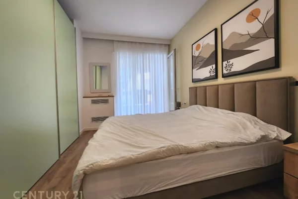 Shtepi me qera Apartament ne Tirane, 2+1, Mobilimi E mobiluar, Pagesa 1,000  Euro.