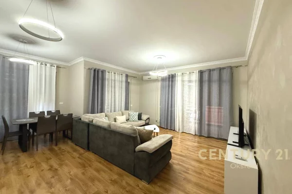Shtepi me qera 2+1 ne Tirane - 1,200 Euro