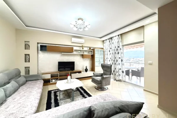 Shtepi me qera 2+1 ne Tirane - 650 Euro