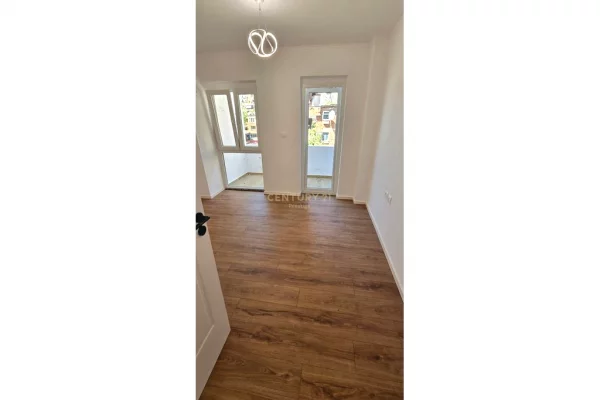 Shtepi ne shitje 2+1 ne Tirane - 169,000 Euro