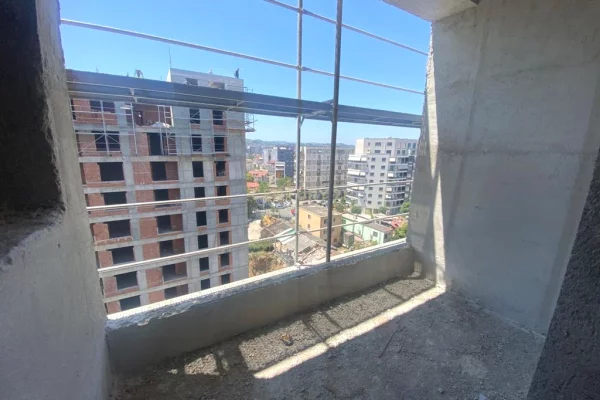 Shtepi ne shitje Apartament ne Tirane, 1+1, Mobilimi E mobiluar, Pagesa 145,000  Euro.