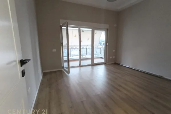 Shtepi ne shitje Apartament ne Tirane, 2+1, Mobilimi E mobiluar, Pagesa 190,000  Euro.