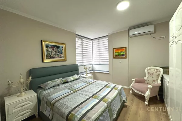 Shtepi me qera Apartament ne Tirane, 2+1, Mobilimi E mobiluar, Pagesa 1,300  Euro.