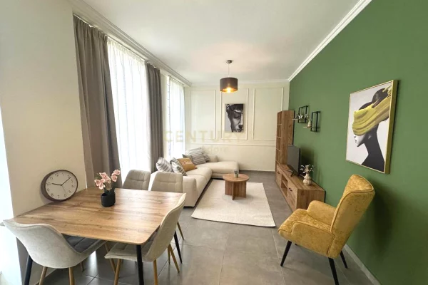 Shtepi me qera 1+1 ne Tirane - 650 Euro