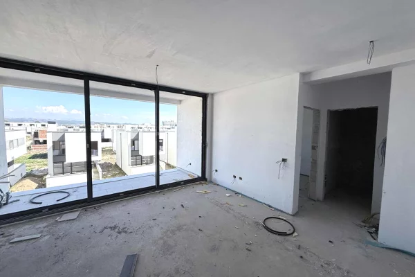 Shtepi ne shitje 1+1 ne Durres - 145,000 Euro