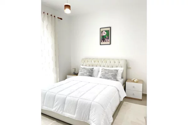 Shtepi me qera Apartament ne Tirane, 2+1, Mobilimi E mobiluar, Pagesa 940  Euro.