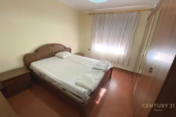 Shtepi me qera 2+1 ne Tirane - 500 Euro