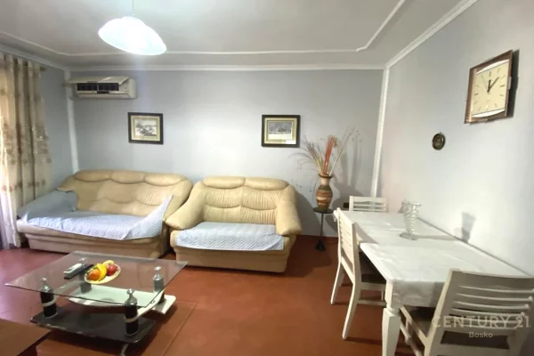 Shtepi me qera 2+1 ne Tirane - 500 Euro