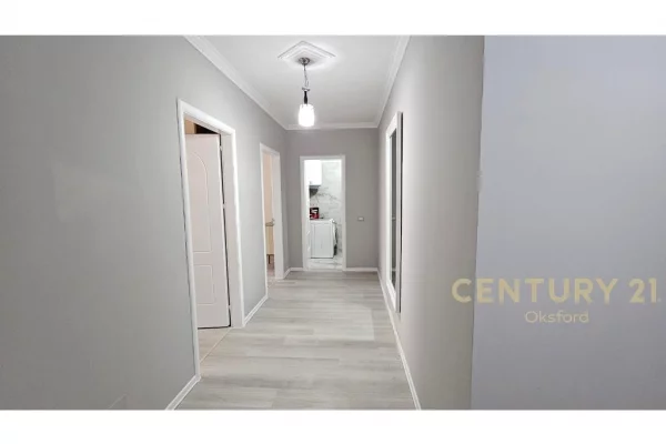 Shtepi me qera 2+1 ne Tirane - 800 Euro