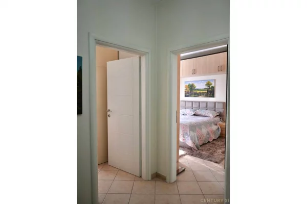 Shtepi me qera 2+1 ne Tirane - 700 Euro