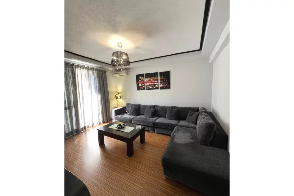 Shtepi me qera 1+1 ne Tirane - 850 Euro