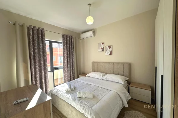 Shtepi me qera Apartament ne Tirane, 2+1, Mobilimi E mobiluar, Pagesa 600  Euro.