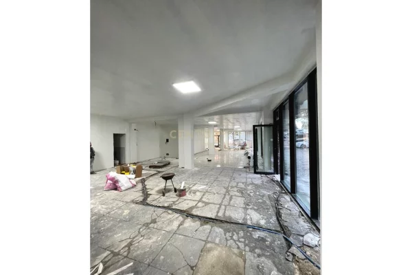 Ambient biznesi me qera 1+1 ne Tirane - 2,400 Euro