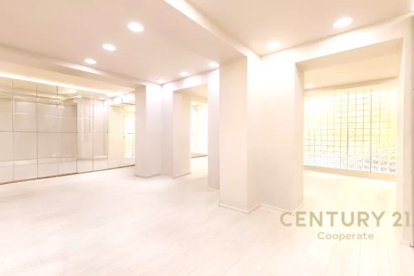 Ambient biznesi me qera 1+1 ne Tirane - 2,500 Euro
