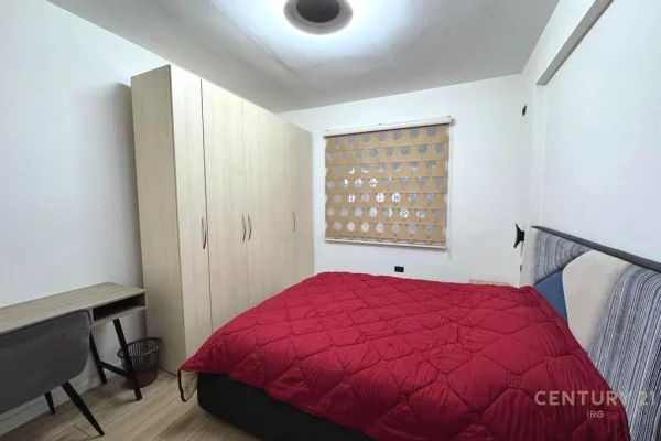 Shtepi me qera Apartament ne Tirane, 2+1, Mobilimi E mobiluar, Pagesa 700  Euro.